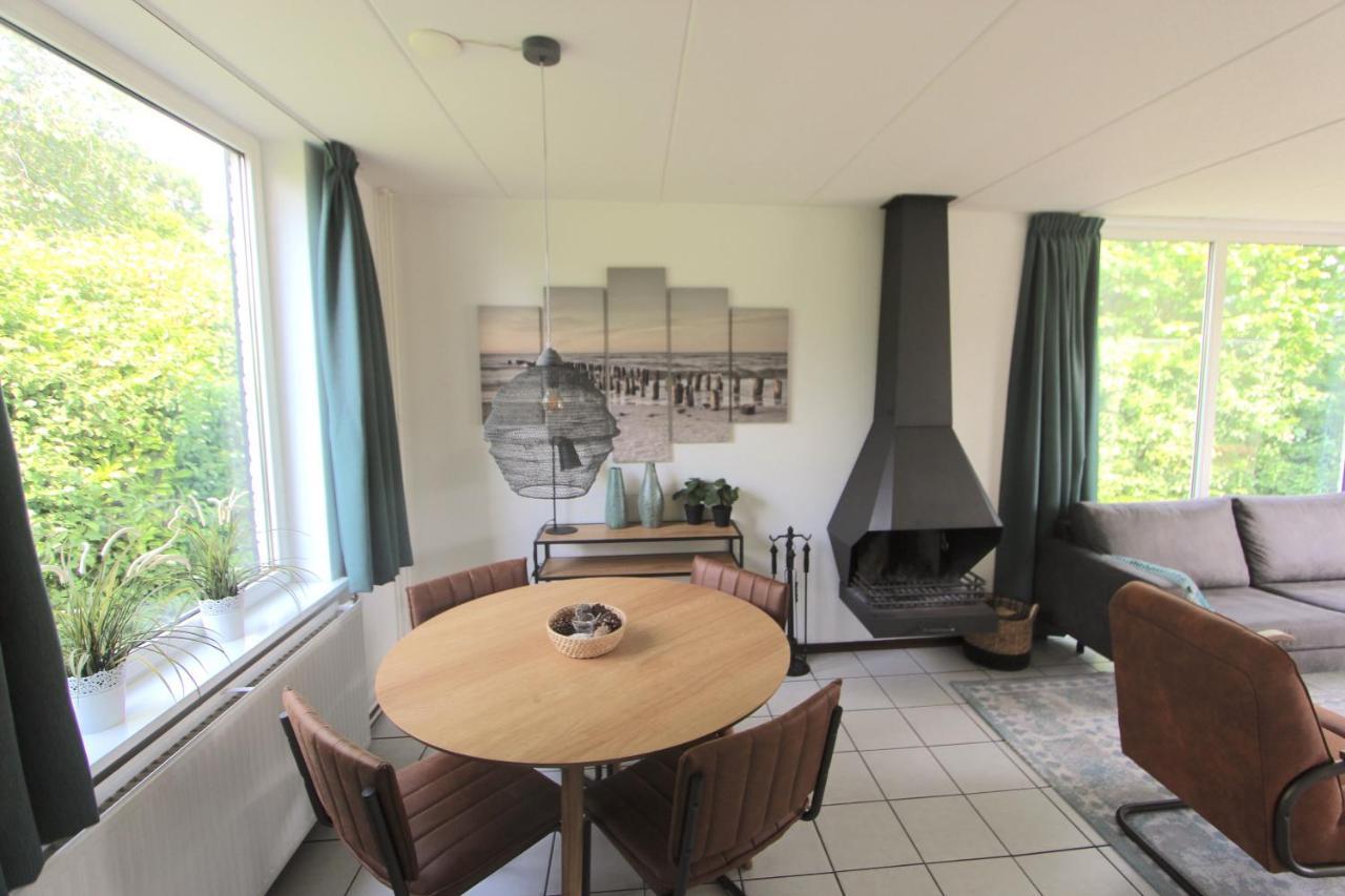 Bungalows – Bungalowpark Mooyeveld – Uniek gelegen in de duinen! Egmond-Binnen Zimmer foto